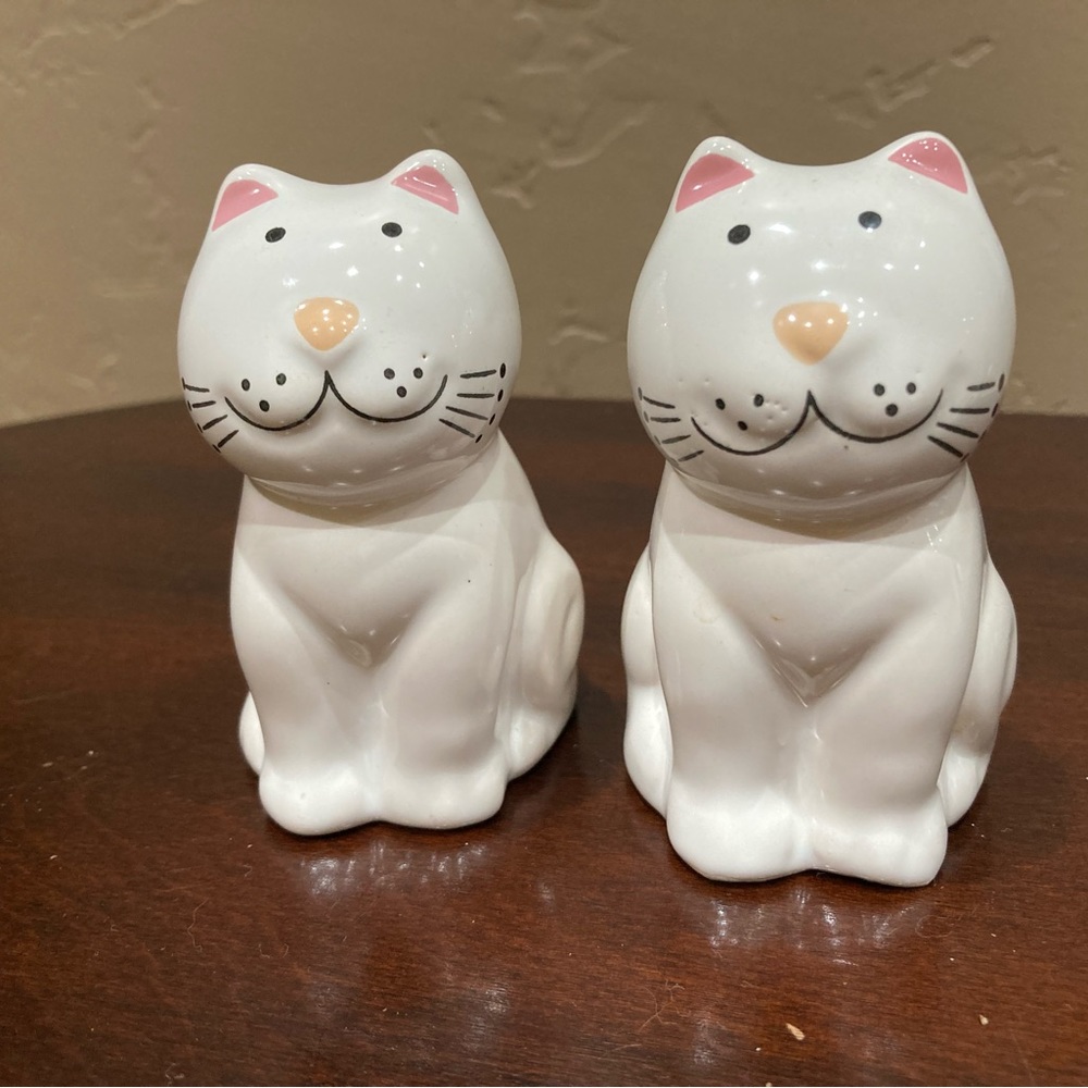 Smiling White & Pink Cat Salt & Pepper Shakers